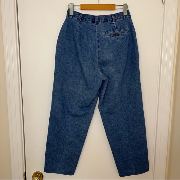Vintage 90's Medium-Light Wash High Waist Mom Jeans - Picture 6 of 8